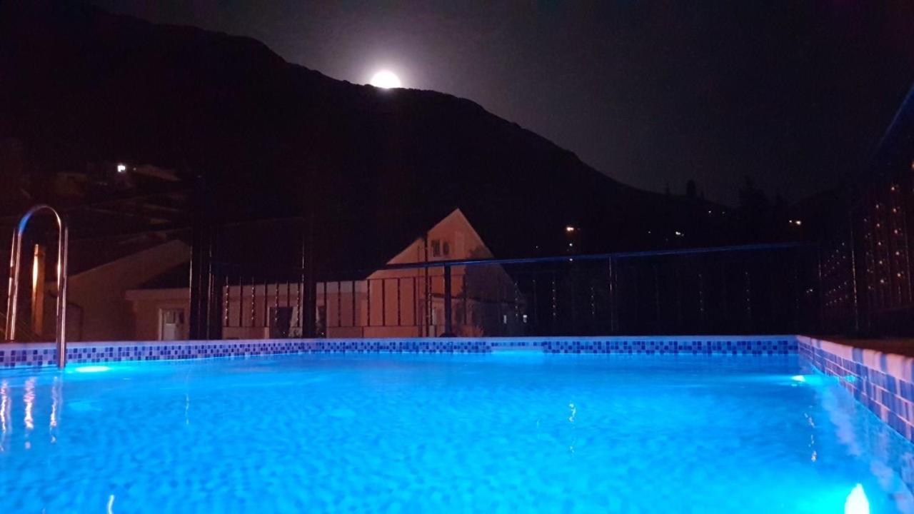 Sunshine Apartment With Private Pool And Parking Κότορ Εξωτερικό φωτογραφία