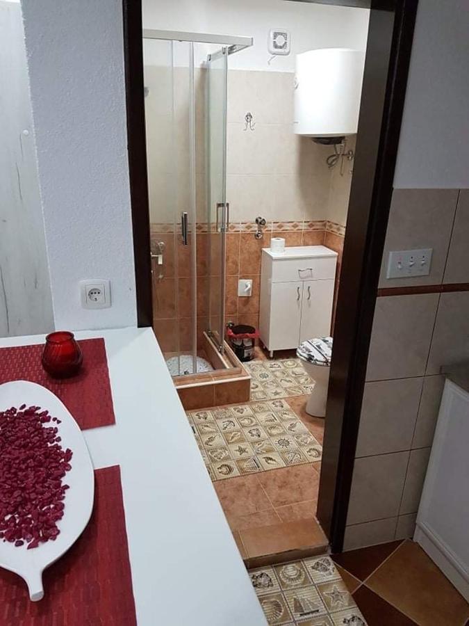 Sunshine Apartment With Private Pool And Parking Κότορ Εξωτερικό φωτογραφία