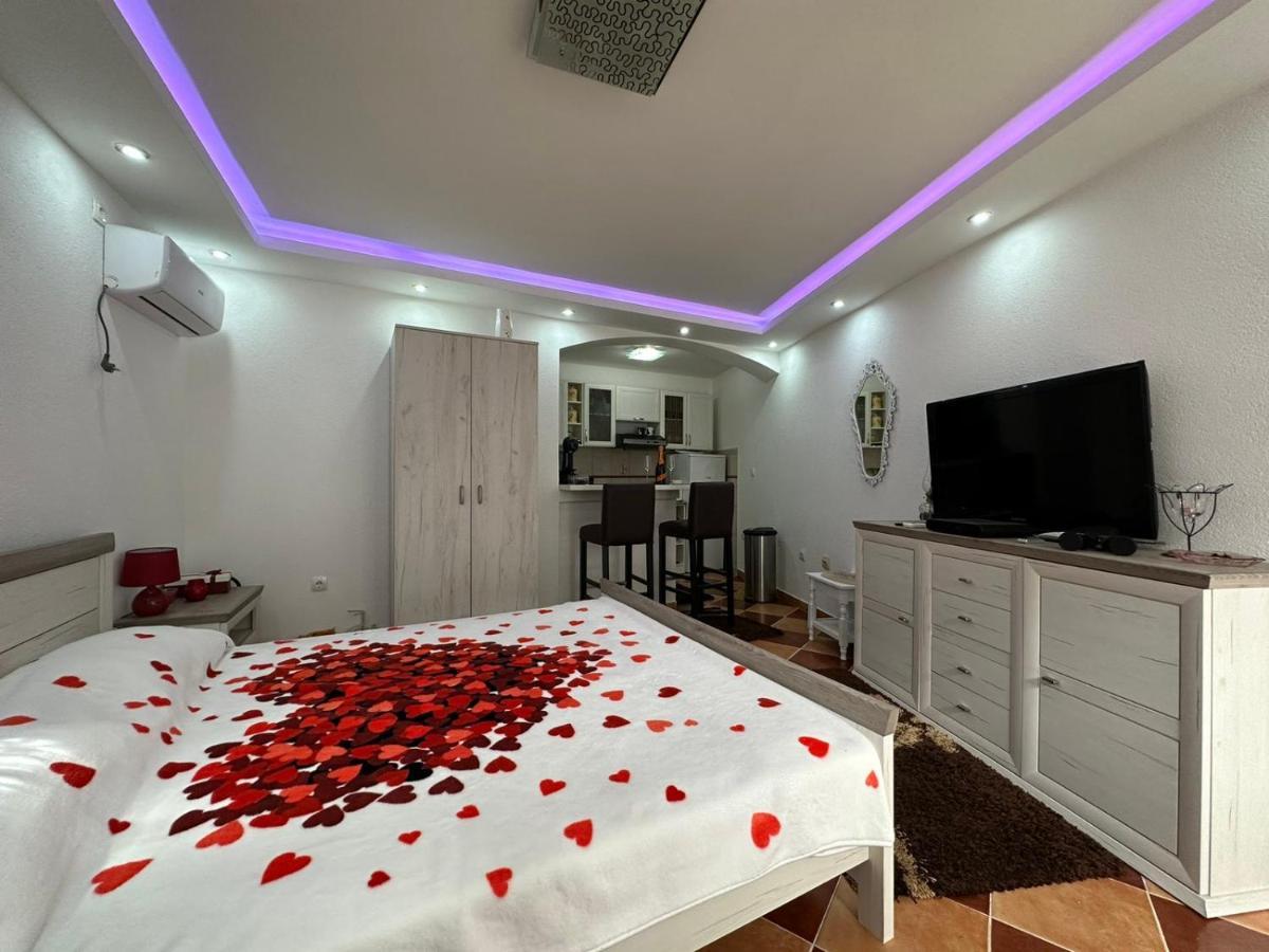 Sunshine Apartment With Private Pool And Parking Κότορ Εξωτερικό φωτογραφία